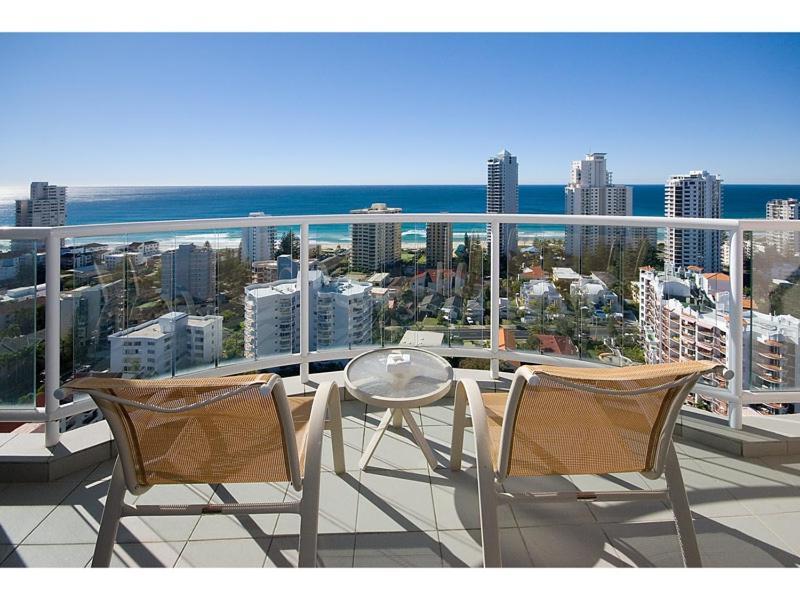 Appartement Deluxe Ocean Views à Gold Coast Extérieur photo