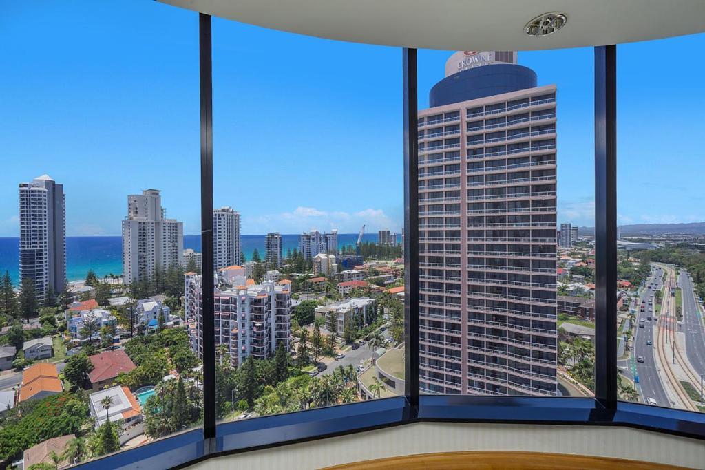 Appartement Deluxe Ocean Views à Gold Coast Extérieur photo